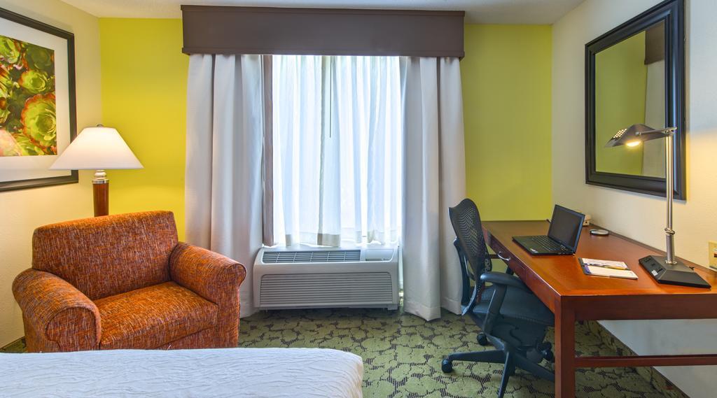 Hilton Garden Inn Macon/Mercer University Extérieur photo
